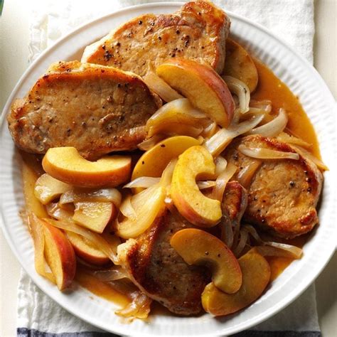 Skillet Pork Chops With Apples And Onion Recipe How To Make It