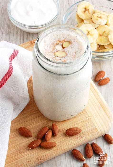 A serving is roughly around 16 ounces and has at least 180 calories. High Protein Almond Milk Smoothie | Smoothies with almond ...