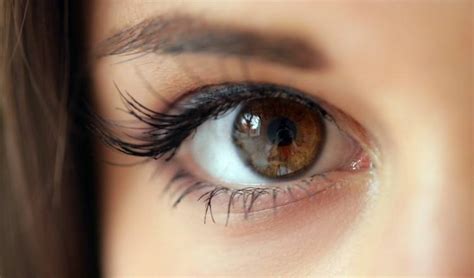 What Your Eye Color Really Says About You