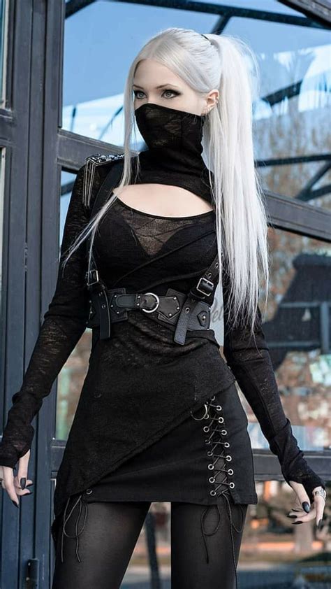 Pin By Miłosz Sikora On Dziewczyny Gothic Outfits Edgy Outfits Cosplay Outfits