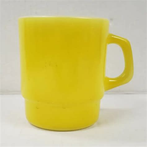 VINTAGE FIRE KING Anchor Hocking Milk Glass Stacking Coffee Mug Cup