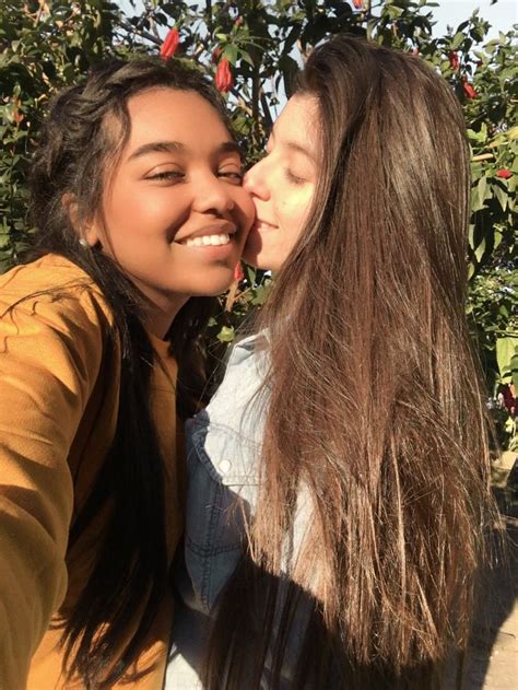 cute lesbian couple 🏳️‍🌈 linamcfs bisexual girls lesbian girls cute lesbian