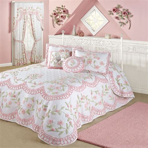 Cottage Charm Floral Chenille Oversized Bedspread