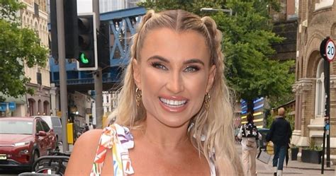 Did Billie Faiers Have Plastic Surgery Everything You Need To Know Hollywood Surgeries