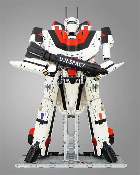 Lego Robotech Valkyrie Yamato Vf 1a And Its Fully Functional As Well