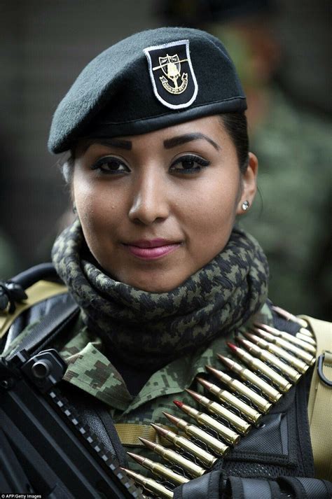 Mexican 🇲🇽female Special Forces Soldiercuerpo De Fuerzas Especiales De