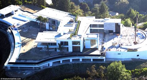 When the one is completed sometime in the next few months, it will. This $500 million LA 'gigamansion' has 20 bedrooms | Daily Mail Online