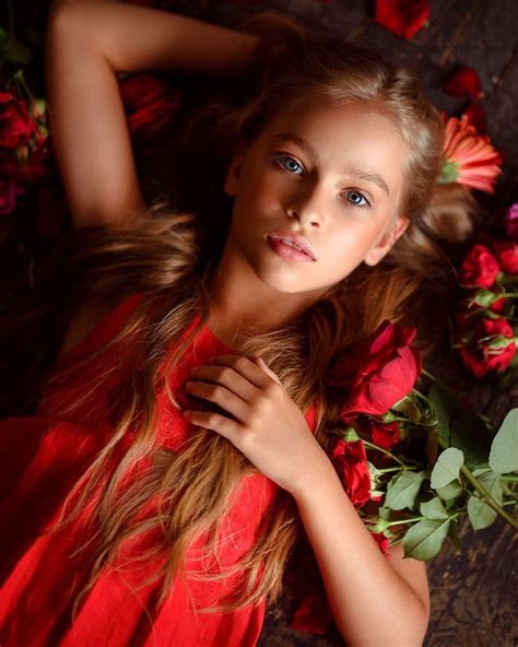 Liza Sheremeteva model on Instagram Не люблю красный цветИ даже