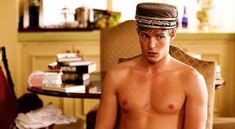 Shirtless Hunter Parrish Gifs Google Search Shirtless Le Face