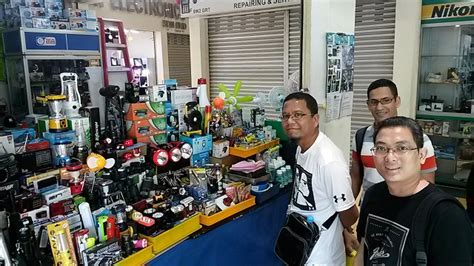 They bought many electronics stuff from components, electronics. Went to Jalan Pasar With Students | Electronics Repair And ...