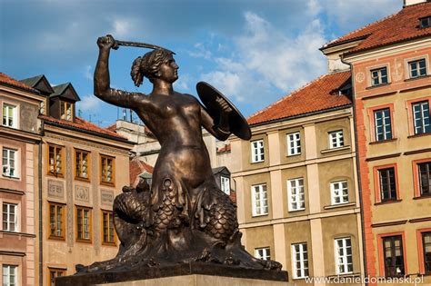 Syrenka Na Rynku Starego Miasta W Warszawie Warsaw Statue City