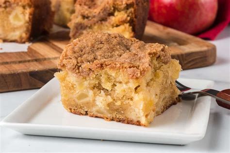 Apple Crumb Cake Easy Fall Dessert Days Of Baking