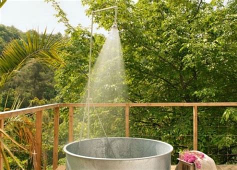 Simple Luxuries 10 Killer Outdoor Showers