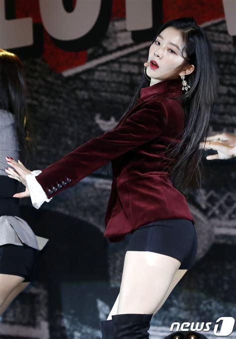 NB Red Velvet Holds Comeback Showcase For Peek A Boo Netizen Nation OneHallyu