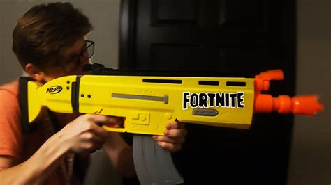 Shooting Ricky With Fortnite Gun Youtube