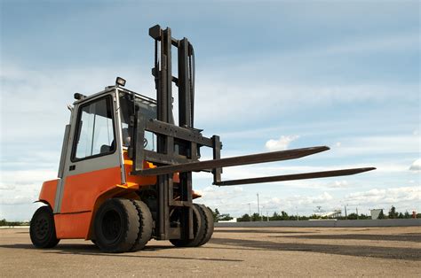 Forklift Costs Used Vs New Which Is Right For You Motor Era