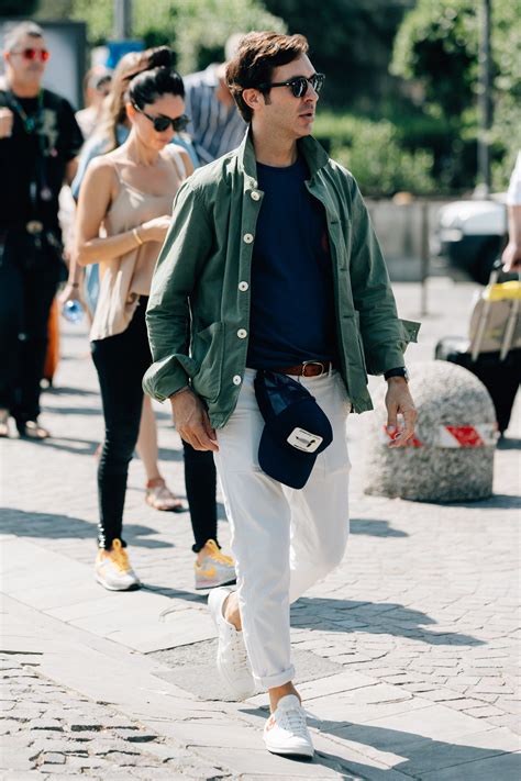 Pitti Uomo S Best Dressed Men Will Show You How To Dress This Summer Mens Street Style Summer