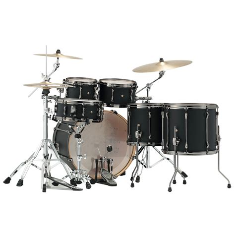 Tama Superstar Custom 22 Flat Black Drum Kit