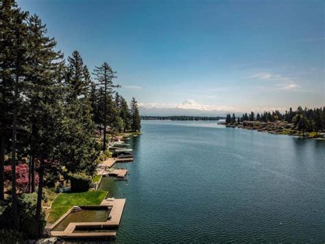 Lake Tapps Waterfront Lake House For Lease Dieringer School District