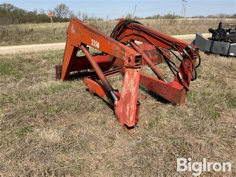 International 2350 Tractor Mounted Quick Attach Loader Bigiron Auctions