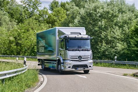 Mercedes Benz Trucks Continua A Impulsionar A Eletrifica O Eactros