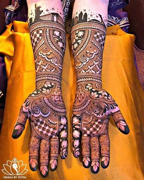 Classical Lotus Style Bridal Mehndi Designs For Front Hand Lotus