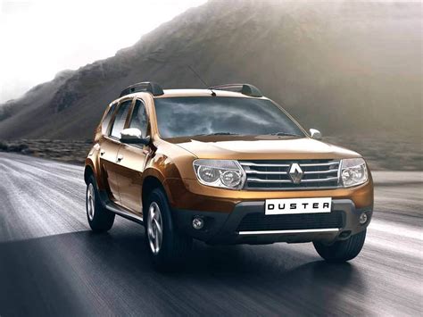 It comes with stylish design, superior suv capabilities, advanced safety features and modern technology. wallpapers: Renault Duster Car