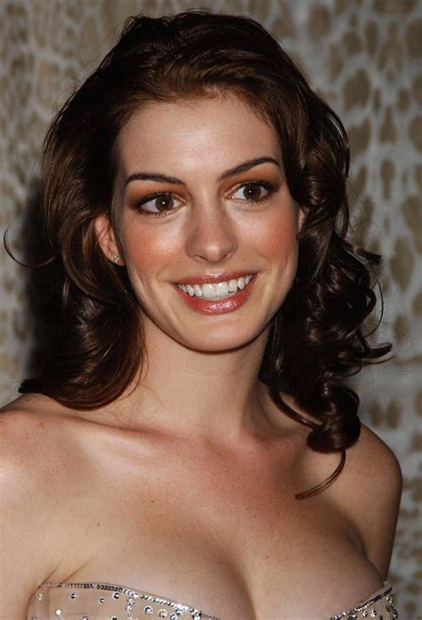 Celebrity Hollywood Web Anne Hathaway Unseen