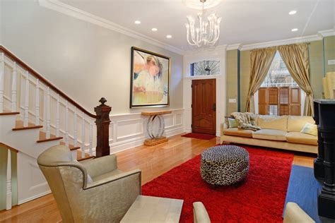 Le Lux Contemporary Living Room New York By Hudson Place Realty