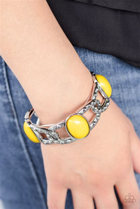 Paparazzi Vintage Vault Dreamy Gleam Yellow Bracelet