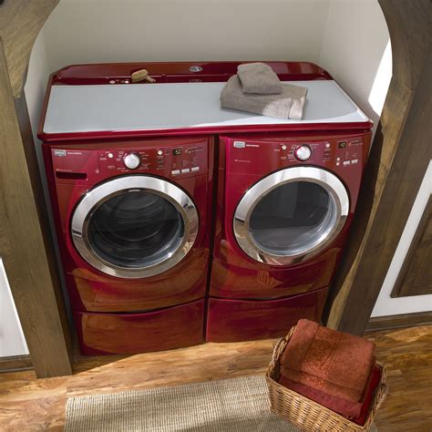 A laundry room might be one of the most hardworking areas of your home but that shouldn't mean it can't be beautiful. http://www.washingmachineinfo.com/ http://www ...