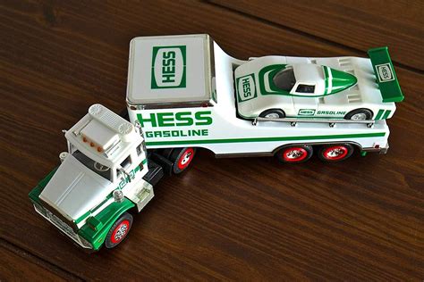 1997 Hess Toy Truck And Racers 2 Plastic Friction Racing Cars Vintage