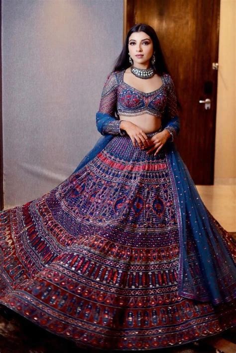 20 Of The Most Gorgeous Sangeet Lehengas For 2020 2021 Weddings Sangeet Outfit Wedding