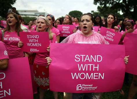 The Womens Health Protection Act Puts Reproductive Rights In The Spotlight Glamour