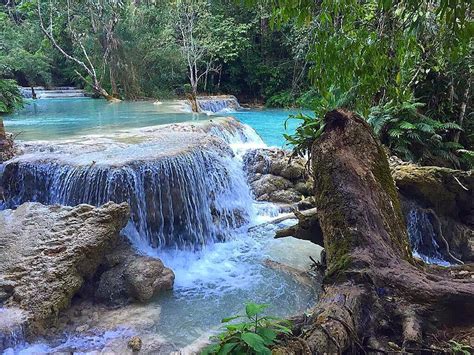 As Cachoeiras Kuang Si são um complexo de quedas d'água localizadas no ...