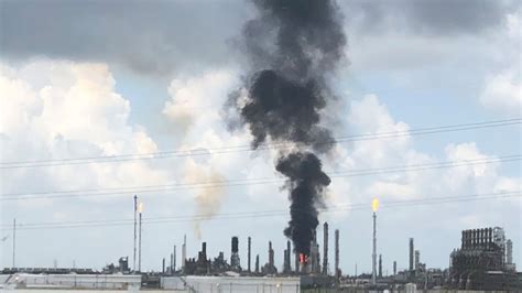 Exxon Mobil Texas Refinery Rocked By Explosion And Fire