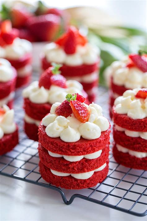 Weekends In The Kitchen Mini Red Velvet Cakes Desserts Mini Cakes