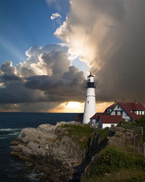 Free Photos Seascape At Sunset Lighthouse On The Coast Pixabay