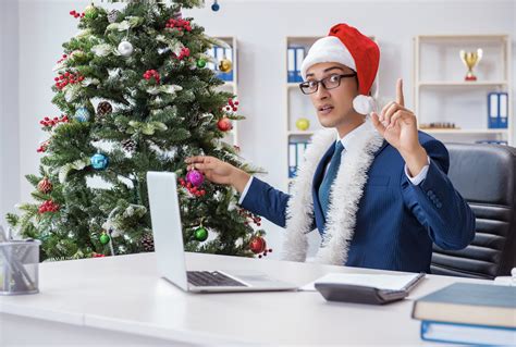 Heres How To Throw An Engaging Virtual Holiday Party Az Big Media