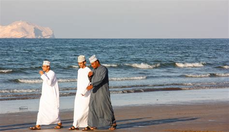 Muscat Omani Men On The Beach Medical Tourism Tourism Oman