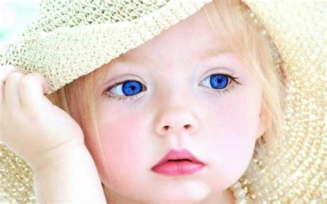Cute Baby Wallpapers Free Download ~ Unique Wallpapers