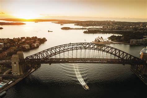 Sydney Harbour Bridge Plan A Holiday Bridge Climb Walk And Tour