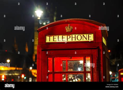 Famous Red Telephone Booth In London Stock Photo Alamy