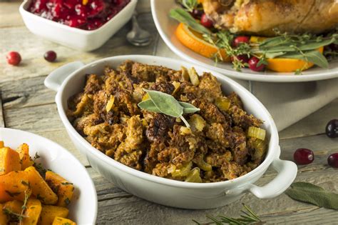 These make a great vegetarian main course for any winter holiday, but they're also a festive accompaniment to turkey, ham or roast goose. Vegetarian and Vegan Thanksgiving Main Dish Recipes