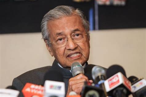 Düğününde terk edilen leyla hayata işiyle. Malaysian PM Mahathir says his party spreads wings to ...