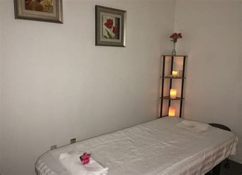 Allure Salon Spa Contacts Location And Reviews Zarimassage