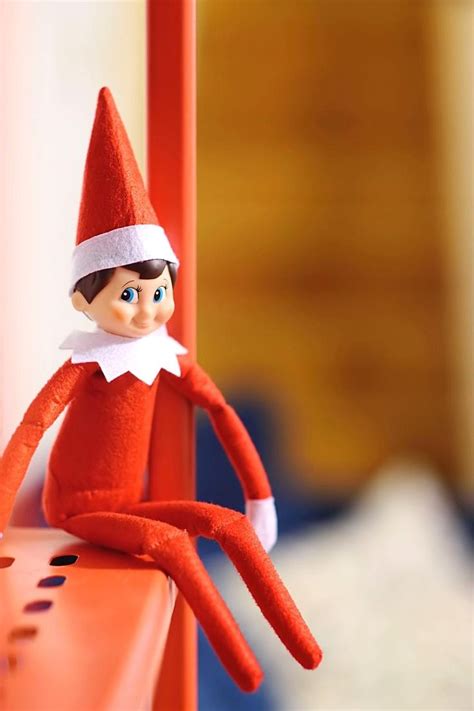 Tricks To Remember To Move The Elf Video Elf On The Shelf Awesome