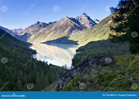 Kucherla Lake Stock Image Image Of Wilderness Knoll 27618933