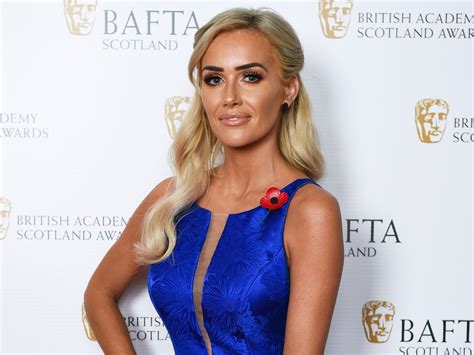Love Island’s Laura Anderson Poses In Lacy Blue Lingerie For Bedroom Snap