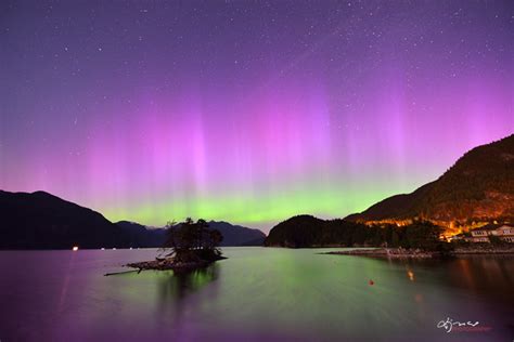Strong Solar Storm Sets Off Dazzling Northern Lights Show Over Metro